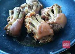 Recipe for Braised Pork Trotters Illustration 14