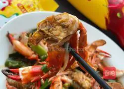 Illustration of how to make fried crabs 8