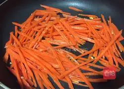 Illustration of how to make beef and carrot pasta 7