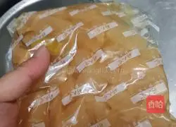 Sichuan Sour Radish Duck Soup Illustration 4