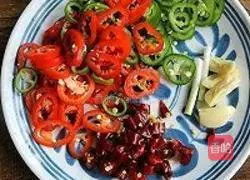 Illustration of how to make spicy chicken nuggets 3