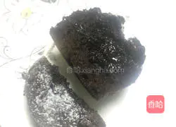 Illustration of how to make soft chocolate cake 9