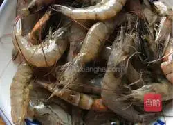 Cashew Nut Shrimp Recipe Illustration 1