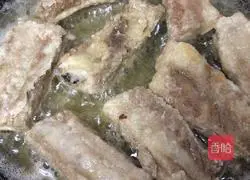 Illustration of how to make salt and pepper pork ribs 6