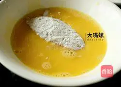 Illustration of how to make crispy special fried chicken wings 7