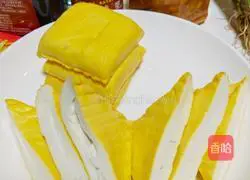 Illustration of how to make Puning fried tofu 1