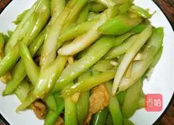 Illustration of how to cook celery and fried meat 15