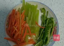 Illustration of how to make fish-flavored shredded pork (halal) 3