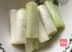 Illustration of how to cook sea cucumber with green onions 10