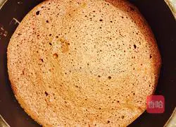 Illustration of how to make rice cooker chocolate cake 12