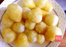 Illustration of how to cook beef with mashed potato balls 10