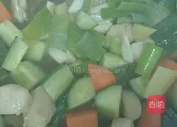 Illustration of how to make Kung Pao Chicken 9