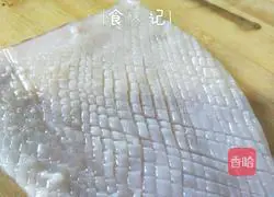 Illustration of how to make fried squid 3