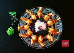 Xinwen Food Xiaojiujiu Transformation into a Phoenix Returning to the Nest Illustrated 15