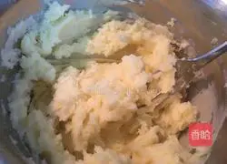 Illustration of how to make three-color mashed potatoes 4
