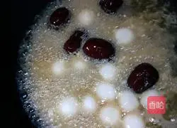 Illustration of how to make red dates and glutinous rice with sweet wine 12