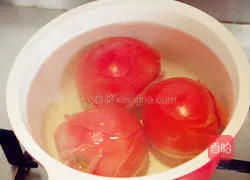 Illustration of how to make a jar of tomato sauce full of flavor 3