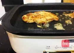 Illustration of how to cook chicken breasts with lemon, black pepper and black pepper 6