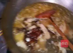 Illustration of Dongpo Pork Boiled Banana Flowers 3