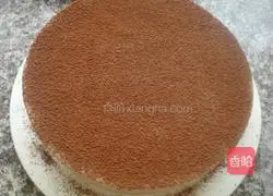 Illustration of how to make cocoa mousse cake 15