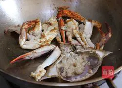 Illustration of how to make fried rice cakes with swimming crab 4