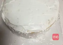 Illustration of how to make a cream cake 11