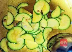 Pumpkin Soup Noodles Recipe Illustration 6