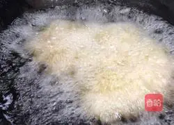 Illustration of how to make fresh lotus root balls 6