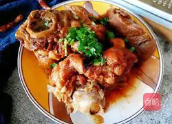 Illustration of how to make Northeastern soybean paste bones 14