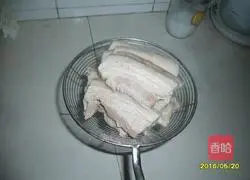 Illustration of how to make Jinan pork meat 5