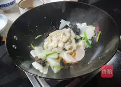 Illustration of how to make fried yam fish fillets 10