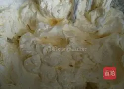 Mango Cream Cake Illustration of how to make a roll 5