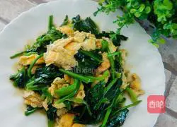 Illustration of how to make spinach and scrambled eggs 6