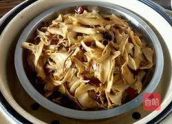 Illustration of how to make salty roasted white 14