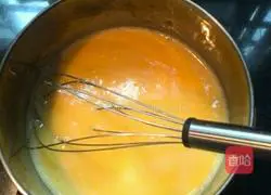 Red Velvet Strawberry Mousse Cake Recipe Illustration 2