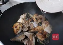 Illustration of how to make pan-fried pond fish 7