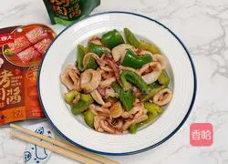 Fried squid with green peppers Practice illustration 11