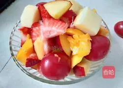 Illustration of how to make fruit salad 4