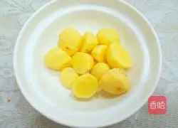 Illustration of how to cook pork ribs with colored peppers and potatoes 5