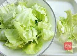 Illustration of how to make twice-cooked pork with cabbage 3