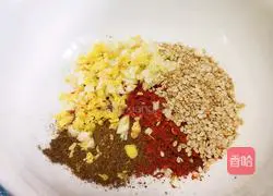 Illustration of how to make spicy chicken with saliva 6