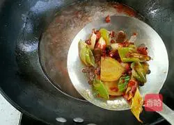 Home-style boiled fish Practice illustration 9