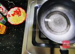 Illustration of how to make sizzling vermicelli shrimp 4