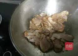 Illustration of how to make twice-cooked pork with minced garlic 6