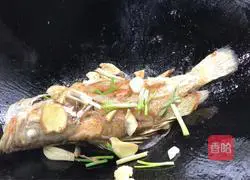 Illustration of Braised Mandarin Fish Recipe 5