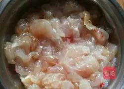 Illustration of how to make Longli boiled fish 1