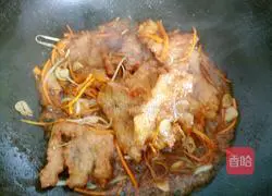 Illustration of authentic Northeastern pot-roasted pork 16