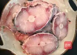 Illustration of braised grass carp cubes 1