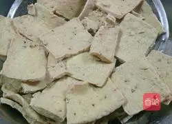 Illustration of how to make marinated dried tofu 2