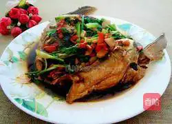 Illustration of braised fish head with chopped pepper 13
